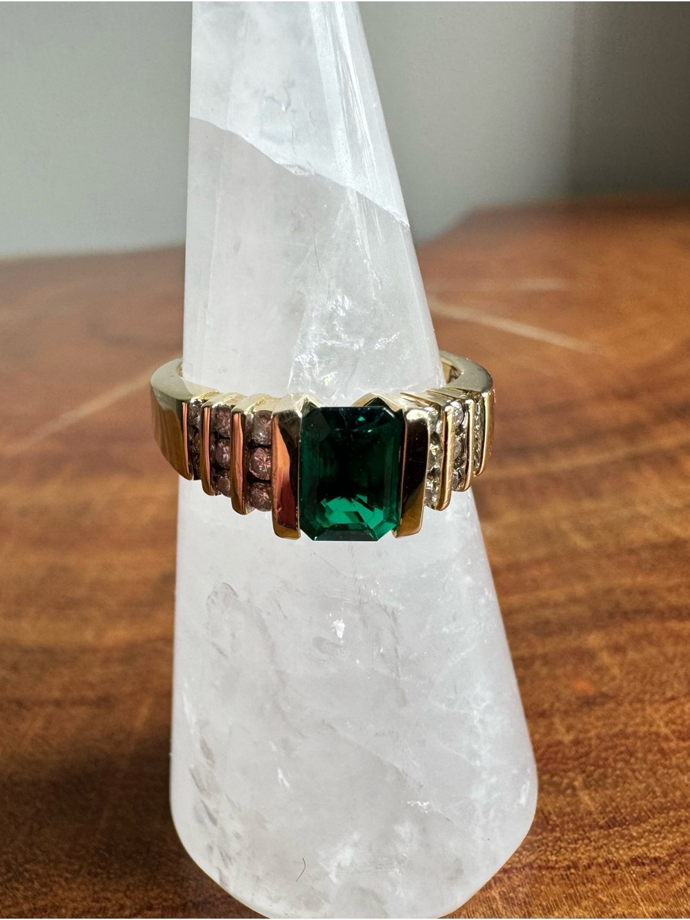 14k Gold with Emerald and Diamonds Ring